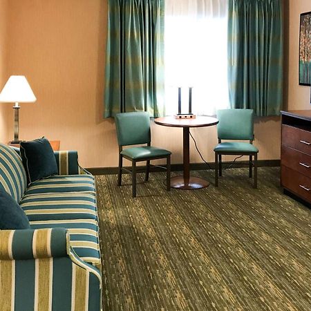 Quality Inn Bedford Luaran gambar