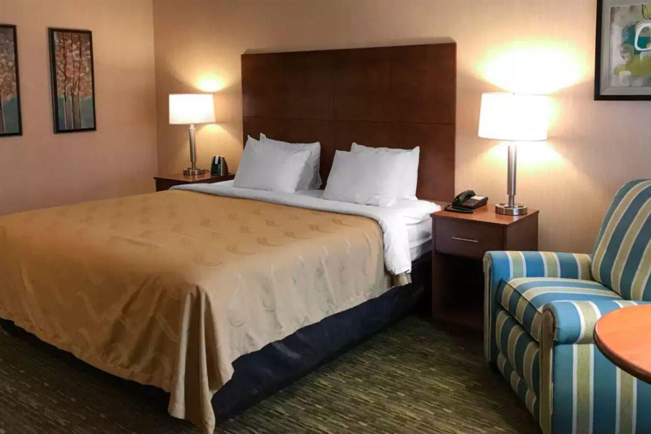 Quality Inn Bedford Luaran gambar