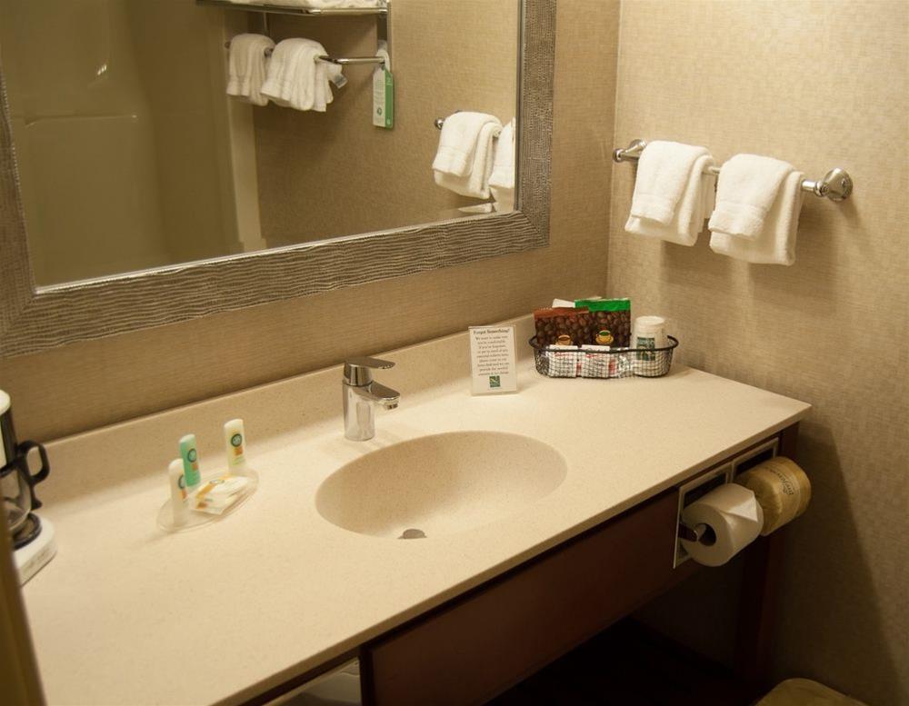 Quality Inn Bedford Luaran gambar