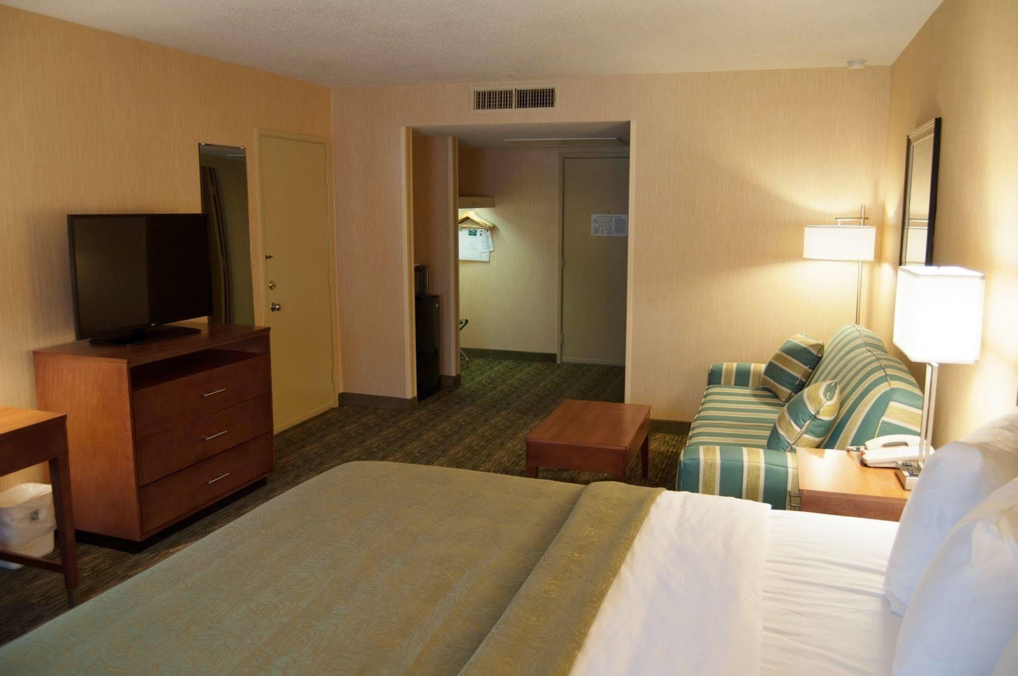Quality Inn Bedford Luaran gambar